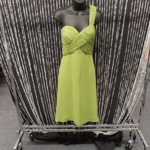 Apple Green One-Shoulder Chiffon Dress